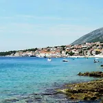 Senjkovic - With Balcony And Sea View Apartman Bol