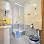 Apartman Senjkovic - With Balcony And Sea View Bol