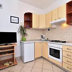 Senjkovic - With Balcony And Sea View *