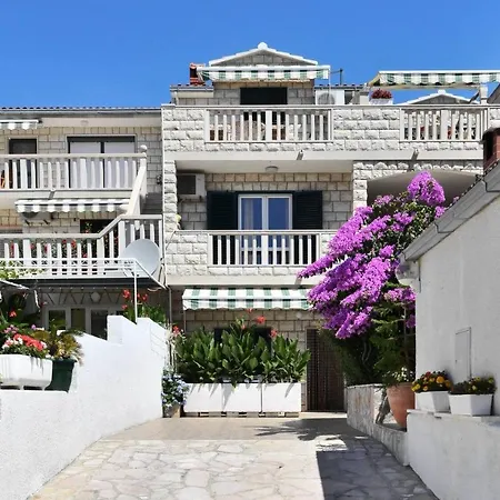Senjkovic - With Balcony And Sea View Apartment *
