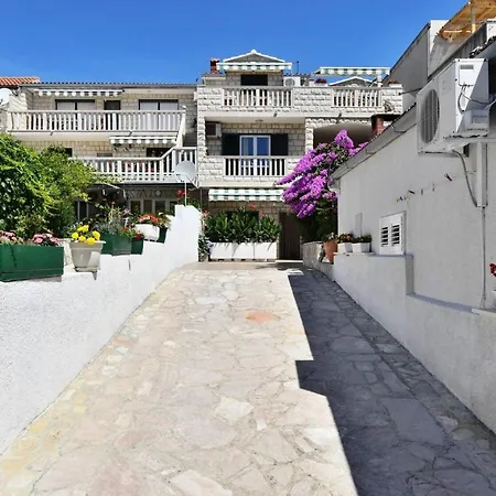 Senjkovic - With Balcony And Sea View Apartment *