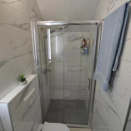 Apartment Senjkovic - With Balcony And Sea View *