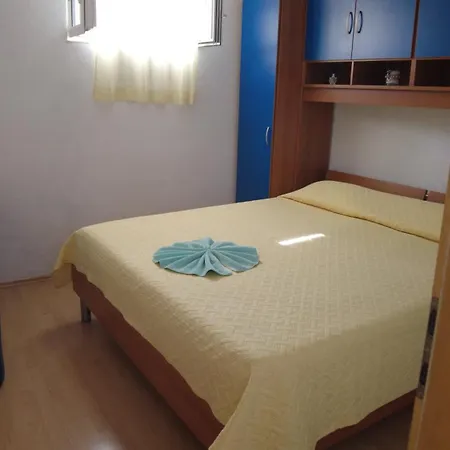 Apartment Senjkovic - With Balcony And Sea View *