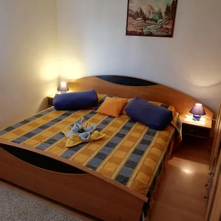 Senjkovic - With Balcony And Sea View Apartment