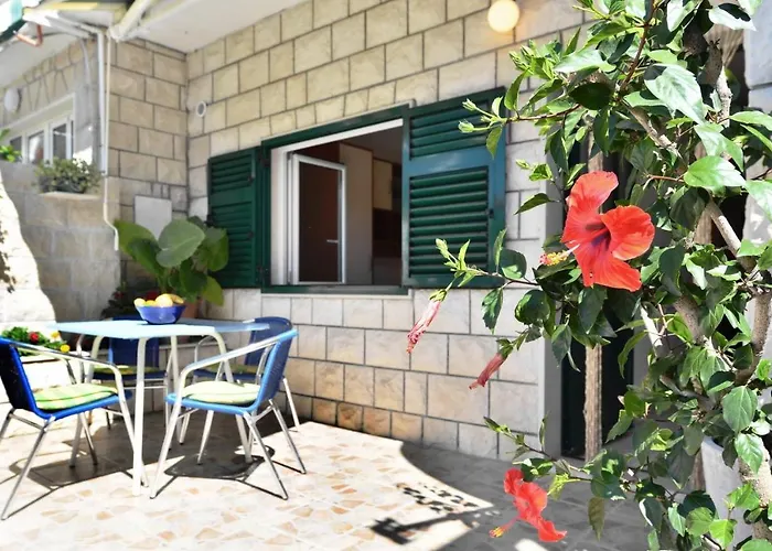 Senjkovic - With Balcony And Sea View Apartamento Bol
