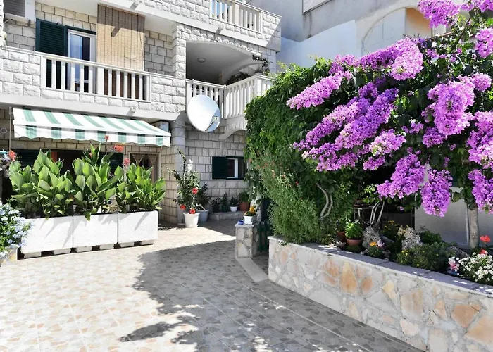 Senjkovic - With Balcony And Sea View Apartamento