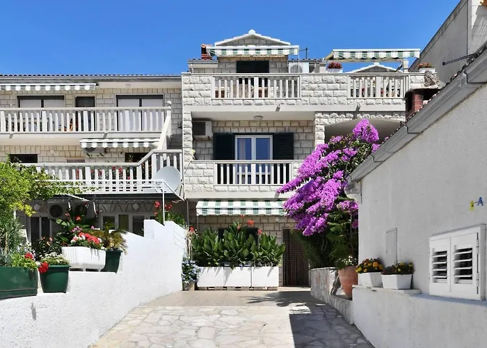 Senjkovic - With Balcony And Sea View Apartamento *