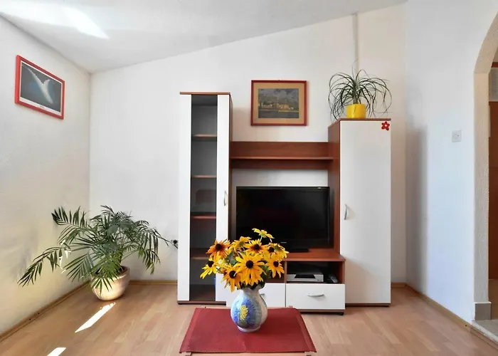 Senjkovic - With Balcony And Sea View *