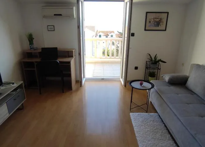 Senjkovic - With Balcony And Sea View Apartamento