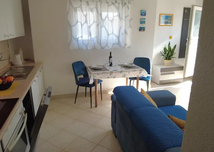 Apartamento Senjkovic - With Balcony And Sea View