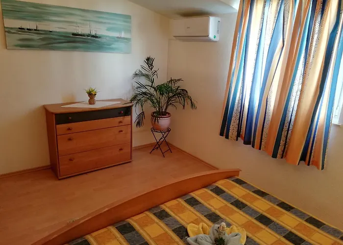 Senjkovic - With Balcony And Sea View Apartamento *